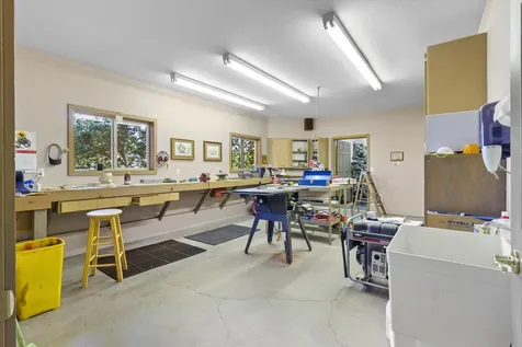 2801 Old Military Road Central Point OR 97502