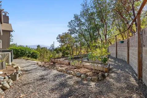 2801 Old Military Road Central Point OR 97502