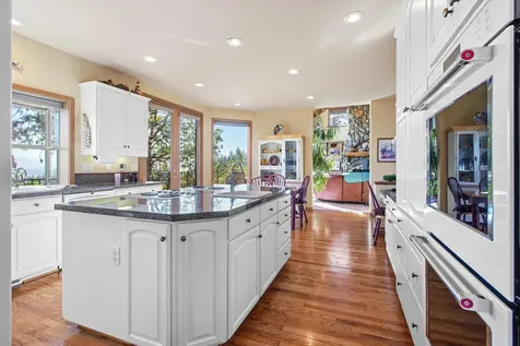 2801 Old Military Road Central Point OR 97502