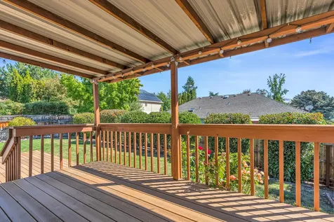 2860 Shanteal Place Medford OR 97504