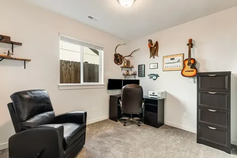 3773 SW Pumice Avenue Redmond OR 97756