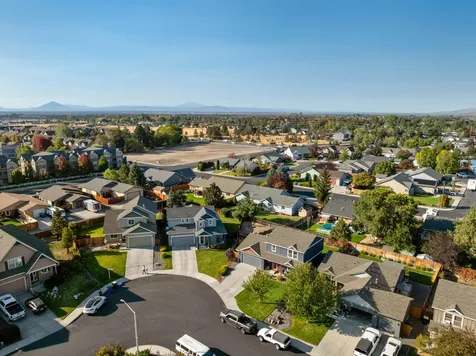 2601 SW Indian Lane Redmond OR 97756