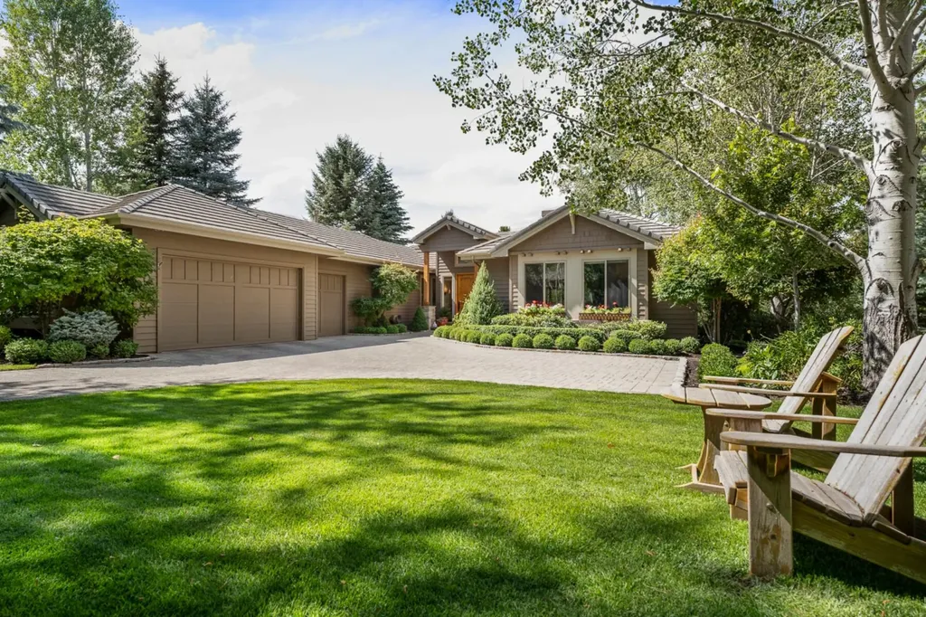 19346 Golden Lake Court Bend OR 97702