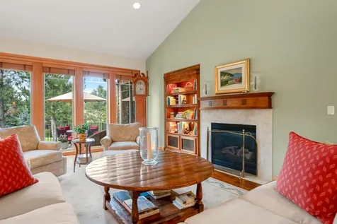 19346 Golden Lake Court Bend OR 97702