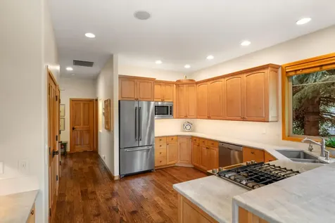 19346 Golden Lake Court Bend OR 97702