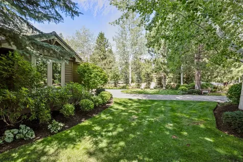 19346 Golden Lake Court Bend OR 97702