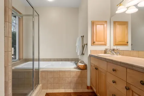 19346 Golden Lake Court Bend OR 97702