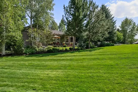 19346 Golden Lake Court Bend OR 97702