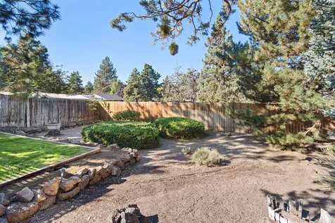 2995 NE Rock Chuck Drive Bend OR 97701