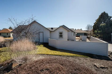 4305 SW Callaway Court Redmond OR 97756