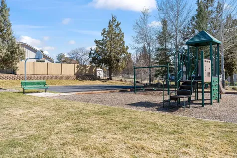 2779 SW 47th Street Redmond OR 97756