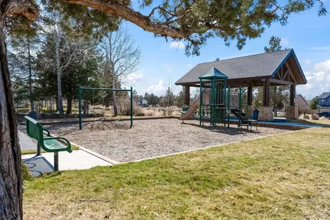 2779 SW 47th Street Redmond OR 97756