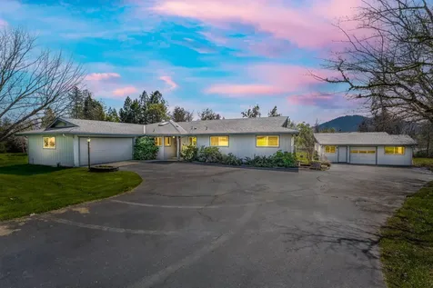 145 Kimberly Way Grants Pass OR 97526