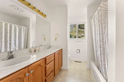 145 Kimberly Way Grants Pass OR 97526