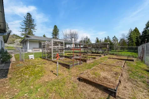 145 Kimberly Way Grants Pass OR 97526