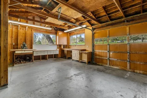 145 Kimberly Way Grants Pass OR 97526