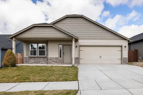 21338 NE Eagle Crossing Avenue Bend OR 97701