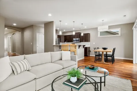 21338 NE Eagle Crossing Avenue Bend OR 97701