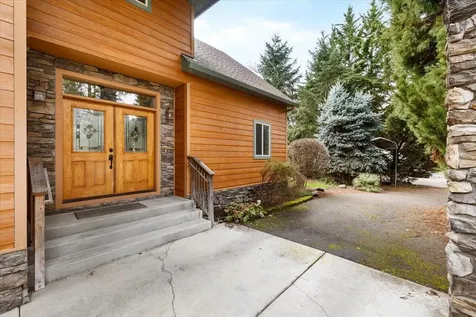1584 Magnolia Avenue Medford OR 97501