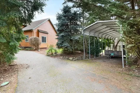 1584 Magnolia Avenue Medford OR 97501
