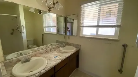 874 Oak Knoll Drive Ashland OR 97520