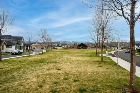 1290 NE Carson Street Prineville OR 97754