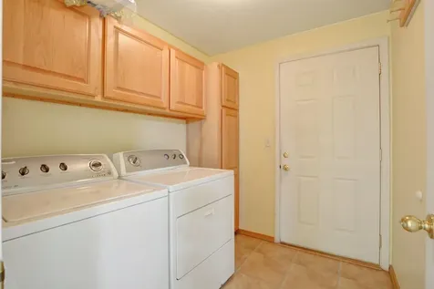 587 S Royal Avenue Eagle Point OR 97524