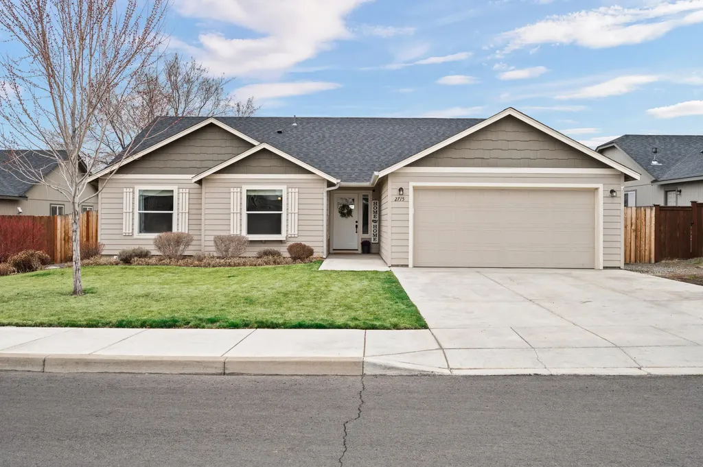 2715 NE 6th Drive Redmond OR 97756