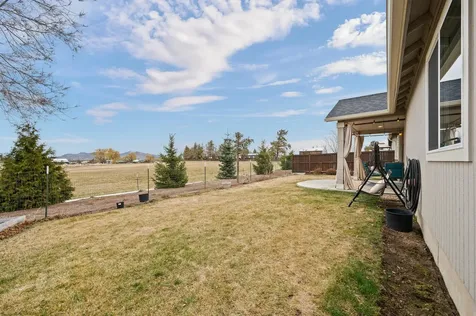 2715 NE 6th Drive Redmond OR 97756