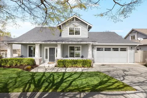 430 Stanford Avenue Medford OR 97504
