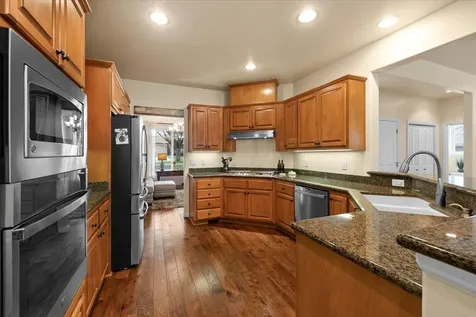 430 Stanford Avenue Medford OR 97504