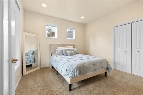 430 Stanford Avenue Medford OR 97504