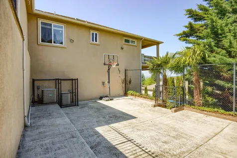 107 Monterey Drive Medford OR 97504