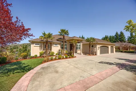 107 Monterey Drive Medford OR 97504