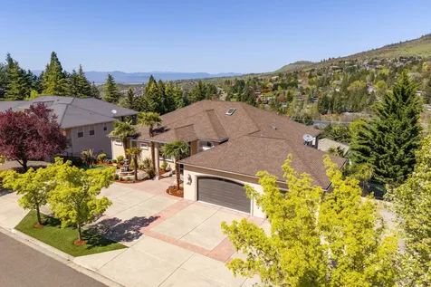 107 Monterey Drive Medford OR 97504