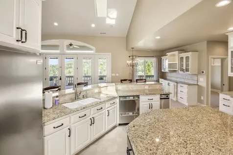 107 Monterey Drive Medford OR 97504
