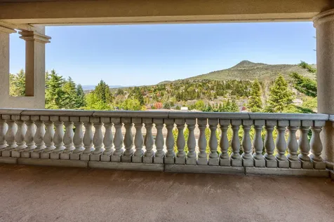 107 Monterey Drive Medford OR 97504