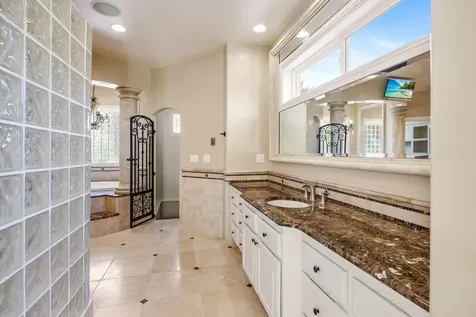 107 Monterey Drive Medford OR 97504