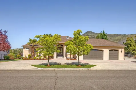 107 Monterey Drive Medford OR 97504