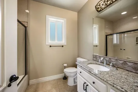 107 Monterey Drive Medford OR 97504