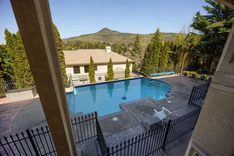 107 Monterey Drive Medford OR 97504