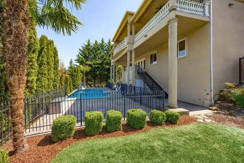 107 Monterey Drive Medford OR 97504