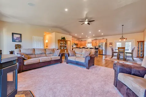 191 SW 67th Street Redmond OR 97756