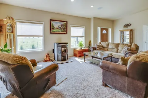 191 SW 67th Street Redmond OR 97756