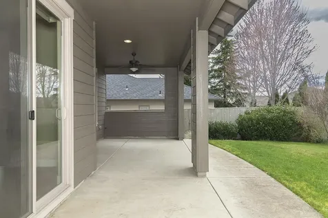 3781 Windgate Street Medford OR 97504