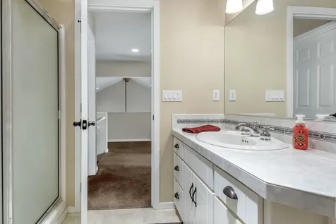 438 NW 19th Street Redmond OR 97756