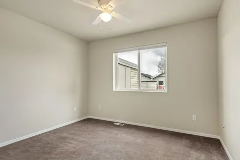 438 NW 19th Street Redmond OR 97756