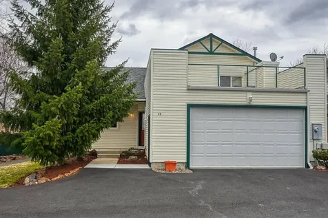 438 NW 19th Street Redmond OR 97756