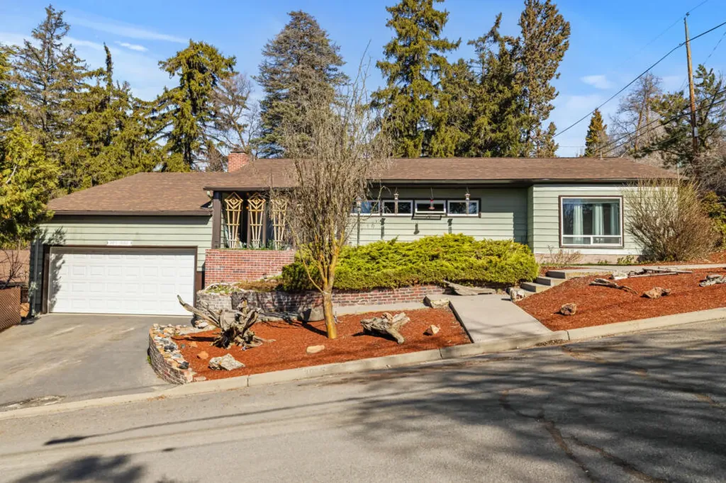 2015 Huron Street Klamath Falls OR 97601