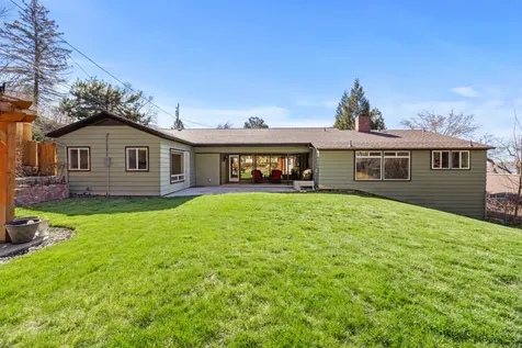 2015 Huron Street Klamath Falls OR 97601